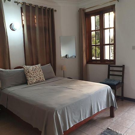 La Maison Hibiscus Beau Vallon  Extérieur photo