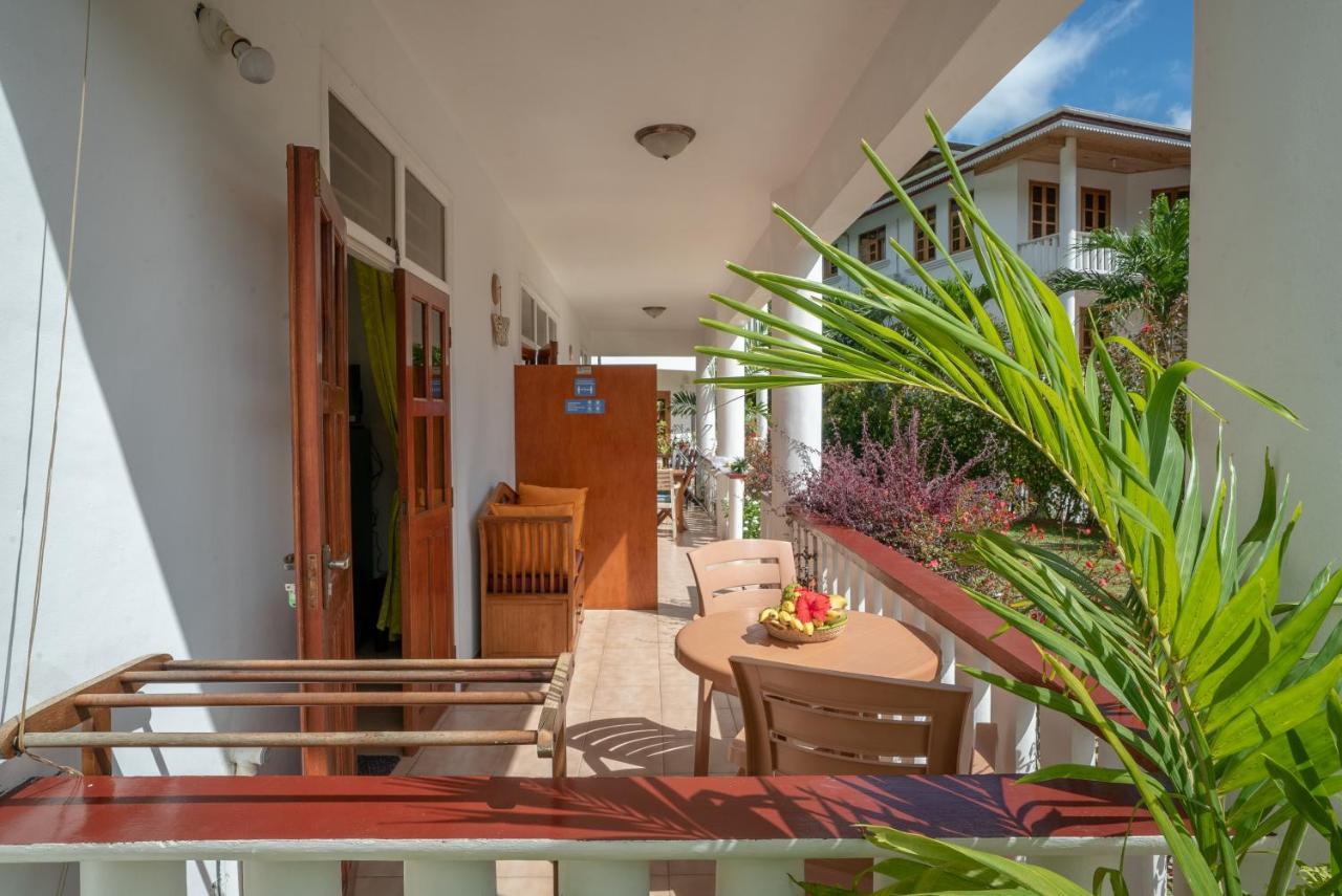 La Maison Hibiscus Beau Vallon  Extérieur photo