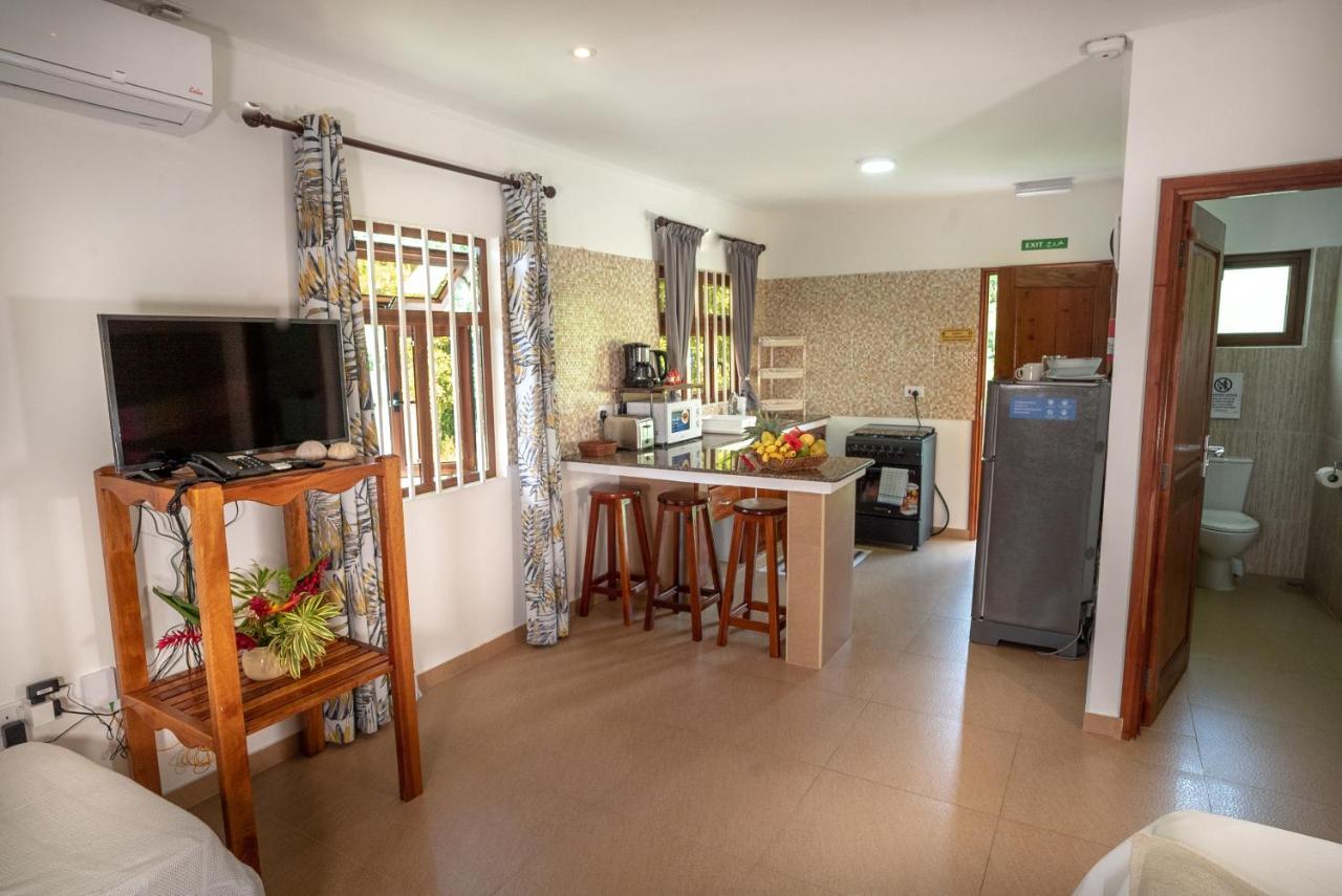 La Maison Hibiscus Beau Vallon  Extérieur photo